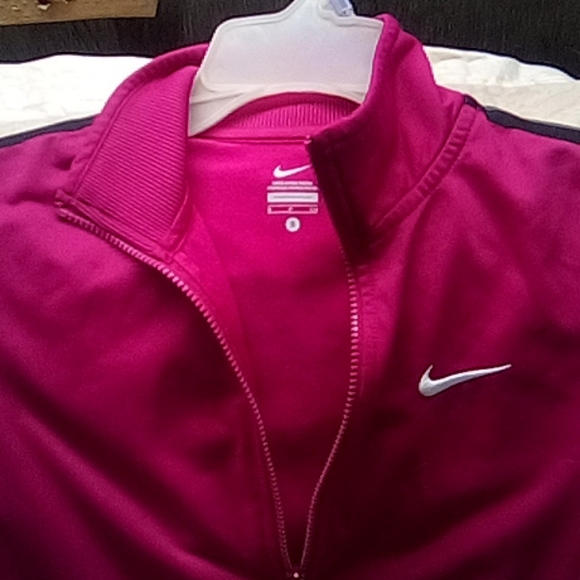 Nike zip up jacket - Picture 3 of 3